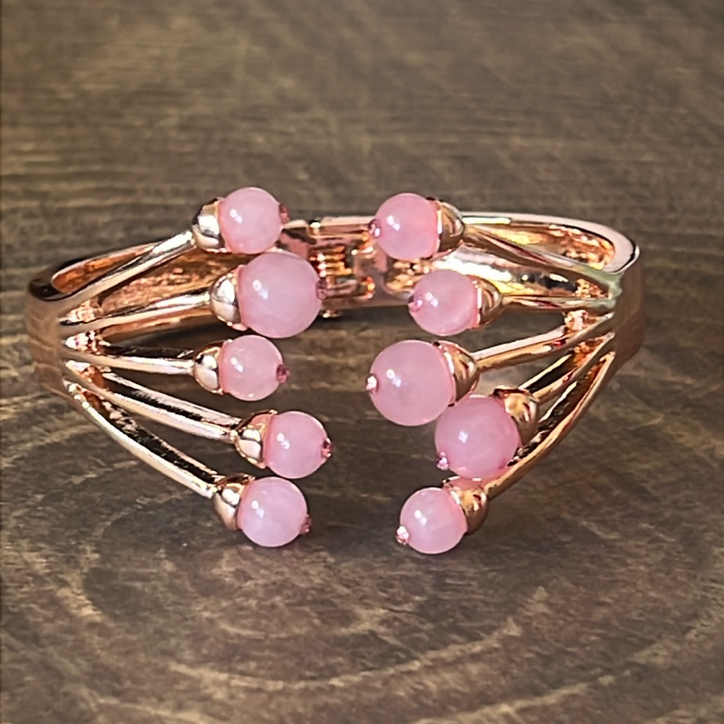 Elegant Rose Gold Rose Quartz Women's Bracelet